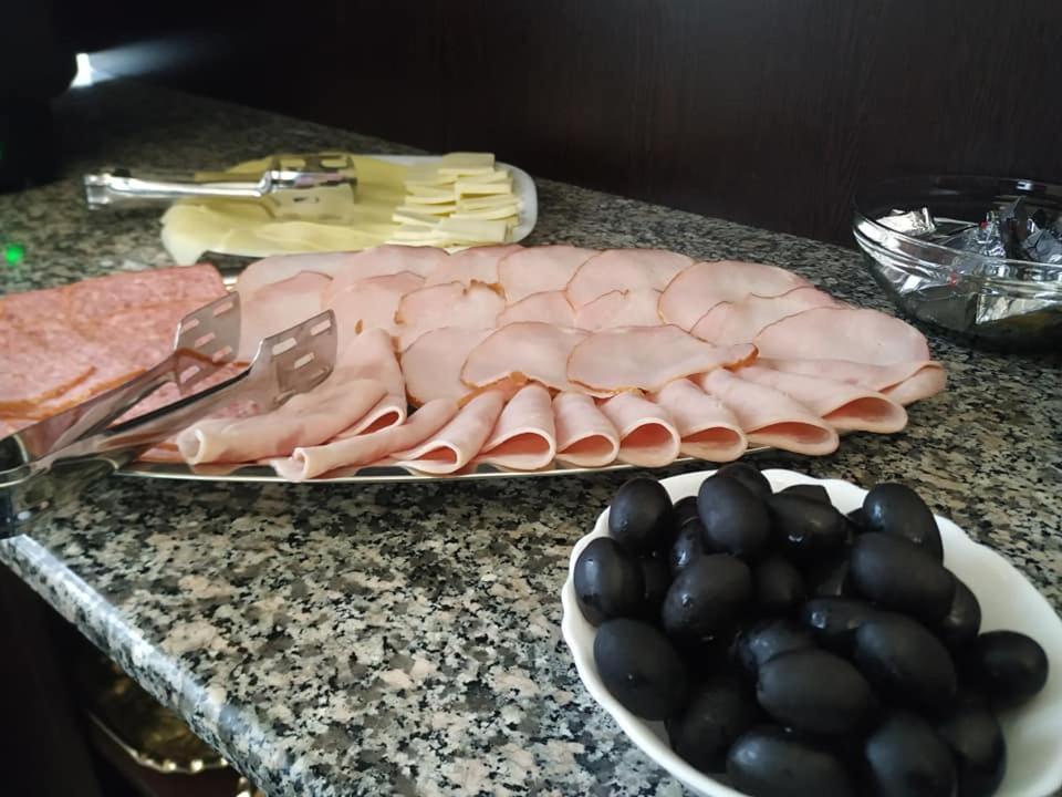 Tomis Pensiune Băile Felix Esterno foto